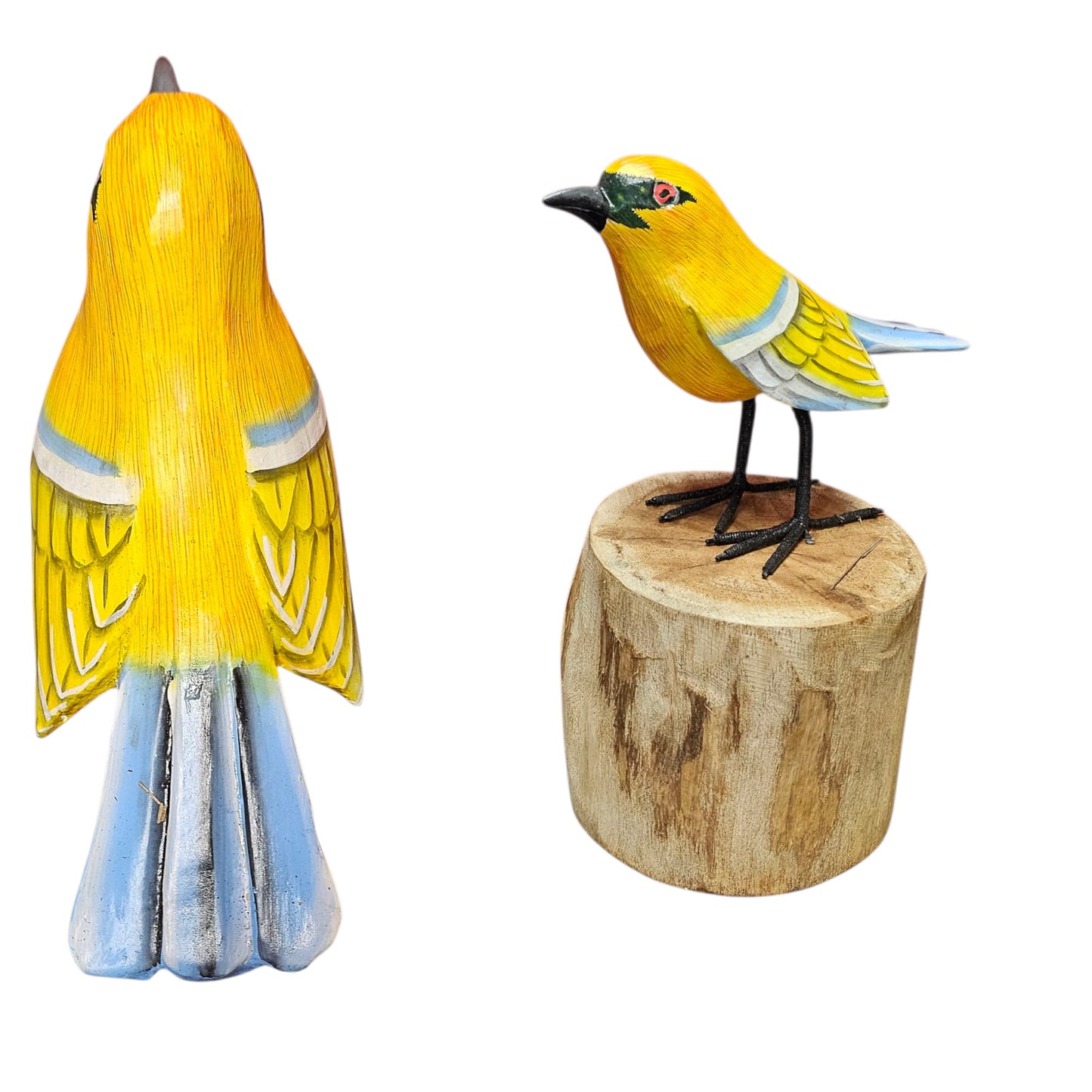 handgemaakte houten vogel op stam
